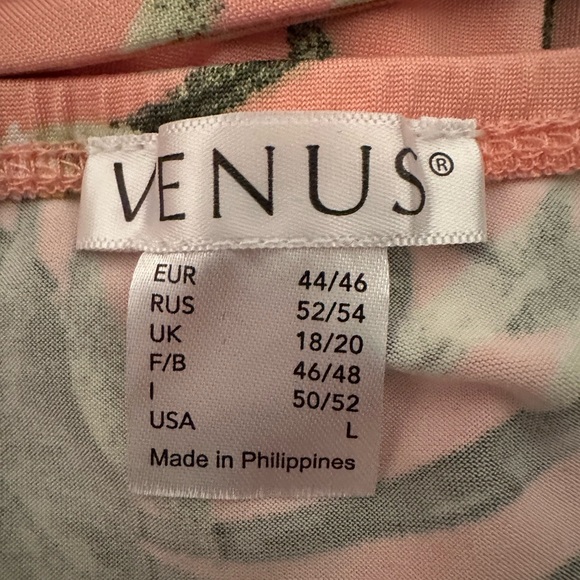 Venus Pink Tropical Print Deep-V Romper Size: L - Picture 4 of 4